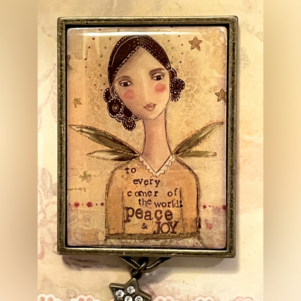 Demdaco Limited Edition Angel Pin Or Pendant Designed By Kelly Rae Roberts